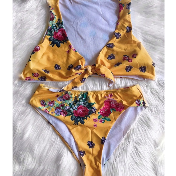 ClosetByTea Other - “Scarlet” Front Tie Bikini // Yellow